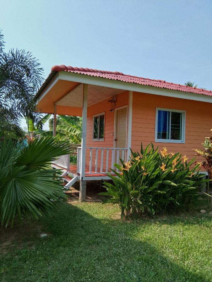 Baan Gebsup บ้านเก็บทรัพย์ Jaunoj-sziget Kültér fotó