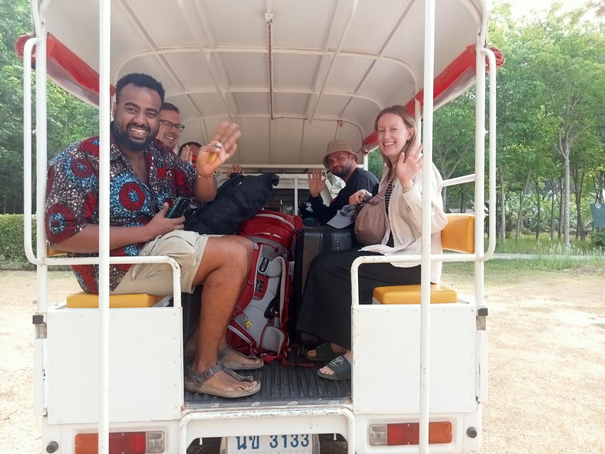 Baan Gebsup บ้านเก็บทรัพย์ Jaunoj-sziget Kültér fotó