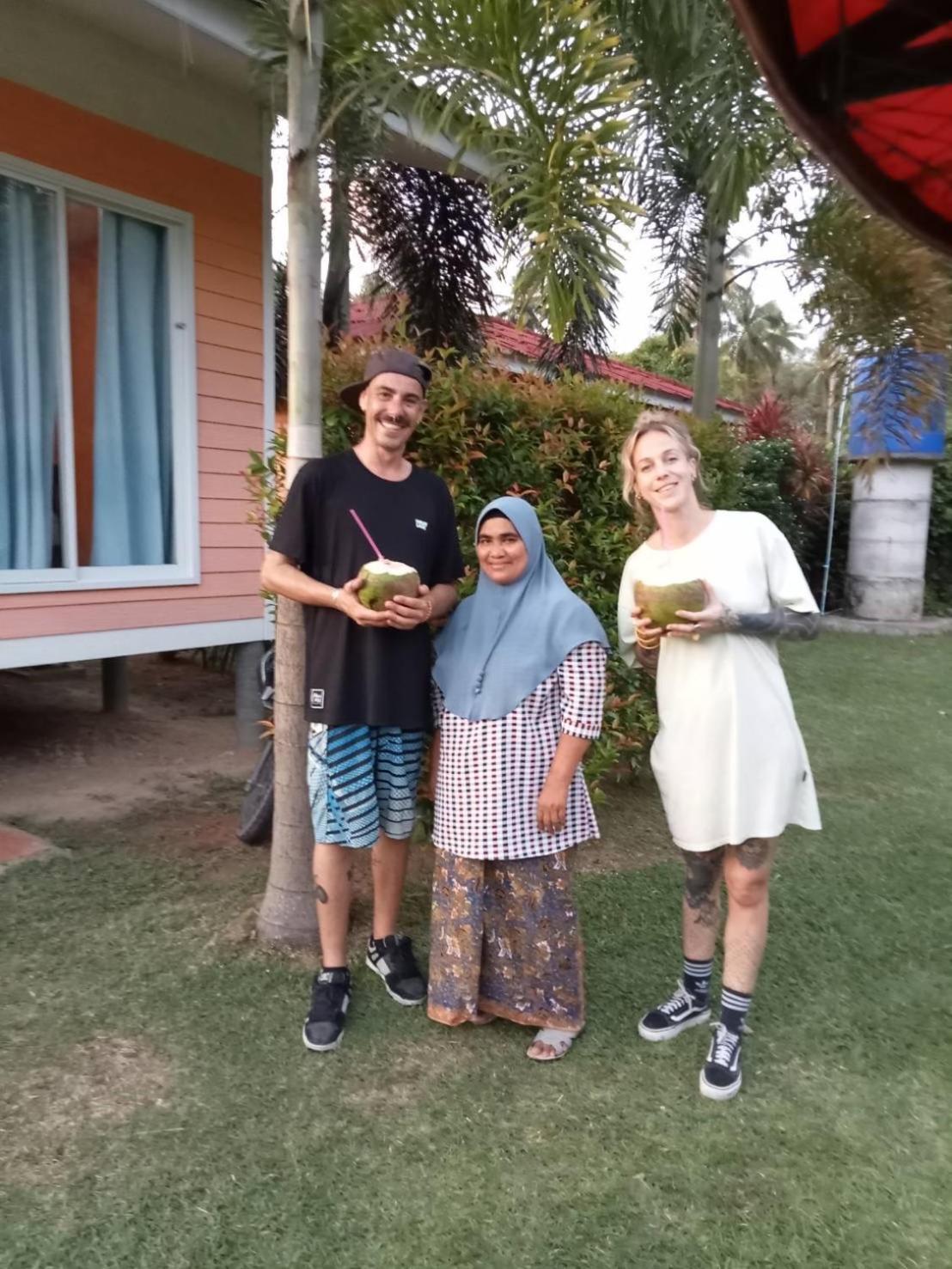 Baan Gebsup บ้านเก็บทรัพย์ Jaunoj-sziget Kültér fotó